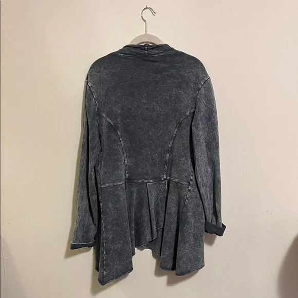 Testimony Los Angeles Stylish Gray washed stretch Open Front Cardigan - Picture 2 of 5